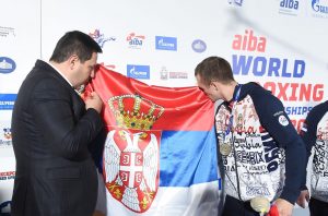VLADIMIR MIRONČIKOV JE HEROJ SVETSKOG PRVENSTVA U BOKSU: Spuštena je zavesa na spektakularno takmičenje u Beogradu!