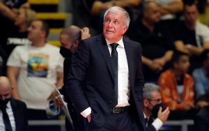 PA GDE JE TAJ MARKER: Željko podviknuo na pomoćnika, ceo Pionir se nasmejao nakon ove scene! (VIDEO)