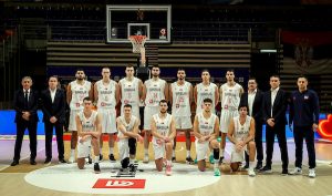 POLUVREME U „PIONIRU“: Srbija gubi, publika nezadovoljna!