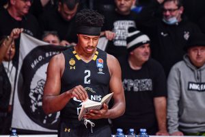 ČUVENA SVESKA IMA JEDNU TAJNU: Ledej konačno otkrio šta zapisuje u beležnicu – evo šta čita pred svaki meč!