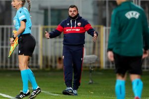 TRENER CRVENO-BELIH KLINACA JE PREPONOSAN: Nakon remija sa Empolijem, Neđić ne krije zadovoljstvo – ‘Momci su ispunili svaki zahtev’