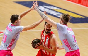 ‘DOZVOLILI SMO IM ONO U ČEMU SU NAJBOLJI’: Jovanović nezadovoljan nakon poraza od Zvezde, svojim igračima zamera mnogo toga!