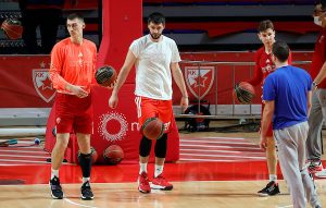 SJAJNE VESTI ZA ZVEZDU: Stefan Marković u sastavu za derbi!