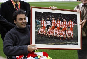 ON JE POPEO ZVEZDU NA ‘KROV’ SVETA: Tadašnja crveno-bela ‘jedinica’ se prisetila istorijskog momenta – ‘Otišli smo sa željom da pišemo istoriju i uspeli’