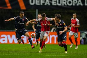 BRAGA DOMINANTNA, ALI I ZVEZDA PRETI: Kanga mogao da postane heroj, Borjan čuva mrežu!