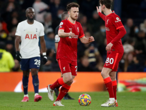 SPEKTAKL U LONDONU: U PL je viđen jedan od najboljih mečeva ove godine – neviđeni prokret, pa šokantna odluka sudije!