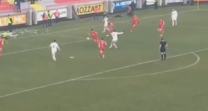 ‘GROBARSKI SAVEZ NASTAVLJA TEROR’: Delije ‘grme’ na društvenim mrežama, da li je Zvezda oštećena za penal? (VIDEO)