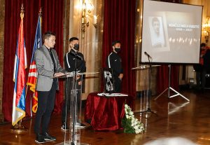 ‘REČI NE MOGU DA IZRAZE TUGU’: Suze u Skupštini grada Beograda, dirljiv govor Saše Ilića nakon kojeg su svi zaplakali!