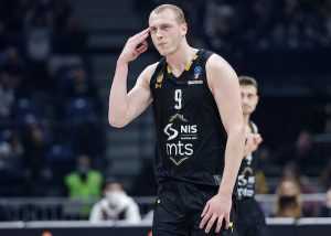 DA LI VEĆ IMAMO ZAKUCAVANJE SEZONE: Smailagić razgalio Grobare u Parizu! Crno-beli su imali neverovatnu podršku! (VIDEO)