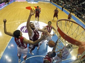 DIVLJAO PO BEOGRADU: Uhapšen poznati srpski košarkaš – prebio taksistu pa otišao u vrtić i napravio ogroman haos!