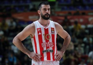 ‘BEZ IKAKVIH UVREDA NA RAČUN PROTIVNIKA’: Gospodska izjava Branka Lazića, hoće li ga Delije poslušati?