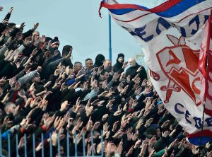 KAKO NA ULICAMA, TAKO I NA TERENU – TOTALNA OFANZIVA: Pogledajte korteo Delija kroz ulice glavnog grada, Stanković šokirao sastavom! (VIDEO)(SASTAVI)