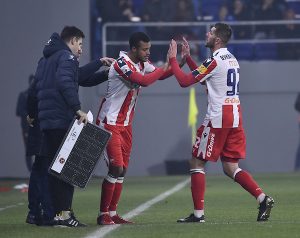 RIŠAIRO ŽIVKOVIĆ RAZLJUTIO NAVIJAČE ZVEZDE: Žestoke reči Delija na Tviteru – razočarani su njegovim igrama! (TVITOVI) (VIDEO)