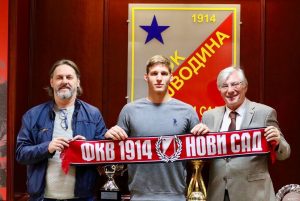 POTPISAO JE, NAVIJAČI VOJVODINE U TRANSU: Mreža će ponovo da miruje!