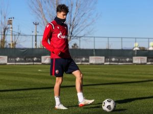 ‘KAO MALI SAM MAŠTAO O OVOME’: Zvezdin biser koji se priključio prvom timu potpuno van sebe – otkrio je šta bi voleo da uradi u budućnosti!