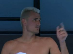 SKANDAL NA AO: Teniser igrao zaražen, odmah ‘znao’ da ima koronu! (VIDEO)