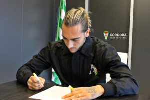 IZNENAĐENJE: Gudelj pojačao lidera četvrte španske lige! (FOTO)