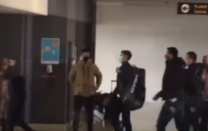 PROLETEO KAO ‘BRZI VOZ’: Prvi snimak Novaka iz Beograda, evo šta je uradio Đoković nakon što je sleteo u prestonicu! (VIDEO)