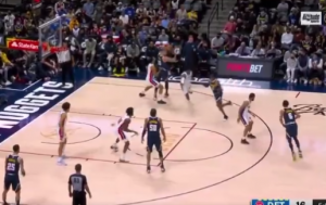 ‘MA DAJ, DŽOKERU, ČOVEČE’: Jokić pokazao zbog čega ga zovu ‘košarkaški mađioničar’, komentator u transu zbog ovog poteza Srbina! (VIDEO)