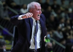 OBRADOVIĆ: ‘Nedopustivo je da protivnički tim ima veću želju od pojednih igrača iz moje ekipe’ (VIDEO)