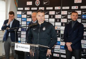 SJAJNO RASPOLOŽENJE MEĐU CRNO-BELIMA: ‘Parni valjak’ započeo pripreme, ovi igrači su se pojavili na prozivci! (FOTO)