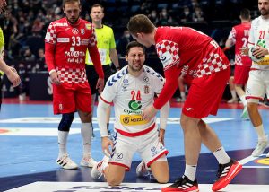 KAKVA DRAMA U MAĐARSKOJ: Pravi derbi Srbije i Hrvatske, Orlovi dozvolili protivnicima seriju u završnici prvog poluvremena! (FOTO)