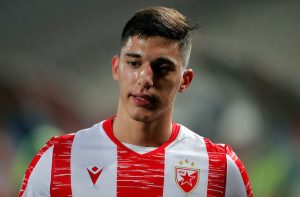 KAD SAN POSTANE JAVA: Lazetić će u Milanu nositi dres sa brojem 22 – sada mu se obratio legendarni Kaka i poslao jaku poruku baš zbog toga! (FOTO)