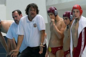 VIČEVIĆ JE BIVŠI: Vaterpolo trener napušta Crvenu zvezdu nakon transparenta i uvreda! (VIDEO)