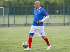 ‘ON JE BOLJI OD MENE’: Proslavljeni srpski napadač priznao da je Vlahović bolji od njega samog – Piksi ima mnogo razloga da bude radostan!