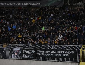 DEČIJA TRIBINA KAO PRIMER SVIMA: Preko 5000 ‘klinaca’ došlo da podrži Partizan!