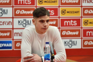 JEDAN POZIV MENJA SVE: Motika blistao na promociji, evo zbog čega je izabrao baš Zvezdu!