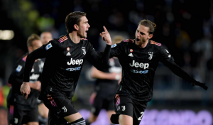 ŠTA REĆI ZA OVOG MOMKA?: Neće jedan, hoće dva gola – Vlahović nastavlja da ‘teroriše golmane’ po ‘čizmi’! (VIDEO)