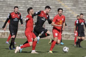 SUPERLIGA SRBIJE: Lalatović porazom startovao na klupi Radničkog, Proleter na ‘krilima’ Mitrovića odneo sva tri boda sa ‘Čika Dače’! (VIDEO)