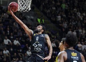 PARTIZAN U PREDNOSTI NA POLUVREMENU: Stranci vuku crno-bele, prvi poeni Tristana! (VIDEO)