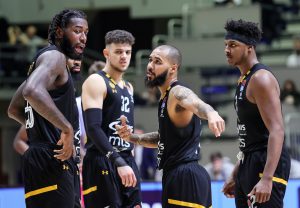 POZNATO KO ĆE BITI DOMAĆIN U FINALU EVROKUPA: Partizan ima realne šanse da igra pred Grobarima do kraja takmičenja, evo kako može do svog parketa u meču za trofej!