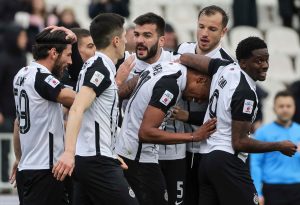 FOTO UBOD: Evo kako je Ubiparip pocepao glavu Vujačiću, a na tribinama i Svetozar Marković! (VIDEO) (FOTO)