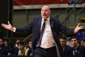 ĐORĐEVIĆ NAKON PORAZA PROKOMENTARISAO DOČEK OD STRANE DELIJA: ‘Navikao sam, posle me časte!’