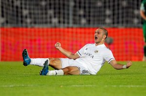 VELIKI PROBLEMI ZA PIKSIJA: Napadač u sjajnoj formi propušta SP – Mora na operaciju kolena!