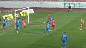 OBRUKAO SE ZA SVE PARE: Ukrajinac neslavno obeležio jučerašnji dan u Superligi Srbije – fudbaler Radničkog u epizodi ‘teže promašiti, nego postići gol’! (VIDEO)