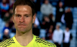 REAKCIJA REPREZENTATIVCA BOSNE I HERCEGOVINE JE POSTALA SVETSKI HIT: Begović nije mogao da veruje kada je ugledao vezanog navijača! (FOTO) (VIDEO)