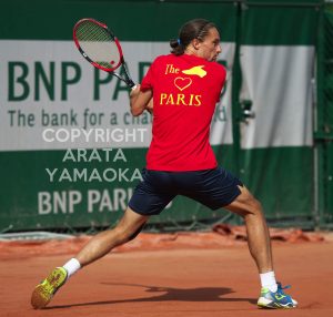 UKRAJINSKI TENISER KOJI SE LATIO ORUŽJA: „Svi Rusi su odgovorni za ono što se dešava, zabraniti im da igraju“!