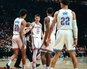 SRPSKO VEČE IZ SNOVA ZAUKRUŽIO POKUŠEVSKI: Srpski košarkaš na korak od tripl-dabla u pobedi Oklahome!