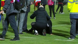 AU, KAKVA DRAMA: Selektoru Alžira pozlilo nakon šok završnice, zaplakao kao malo dete pa podneo ostavku! (VIDEO)