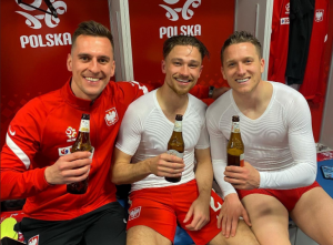 POTPUNO JE VAN SEBE: Poljak presrećan zbog plasmana na SP – o ovoj fotografiji svi bruje! (VIDEO)