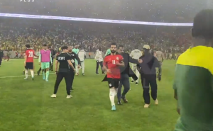 SALAH PROŠAO KROZ PRAVI ‘PAKAO’: Navijači želeli da ‘linčuju’ sjajnog Egipćanina, promašen penal je mogao skupo da ga košta! (VIDEO)