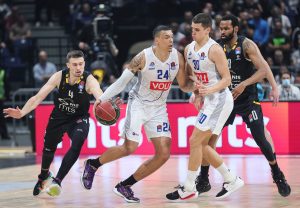 VREME JE ZA MAJSTORICU: Košarkaši Partizana i Budućnosti biju odlučujuću bitku – evo gde možete da gledate borbu za finale!