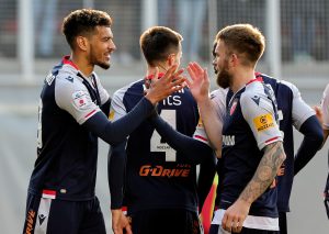 NAJVEĆI IZAZOV ZA CRVENO-BELE U SEZONI DO SADA: Zvezda je velika, najveća na istoku, ali Rendžers je duplo stariji, duplo trofejniji i duplo skuplji!