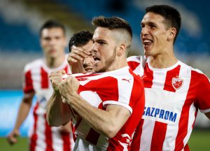 EVROPSKI VELIKAN KVARI PLANOVE ZVEZDI? PORTUGALCI TVRDE: Benfika želi reprezentativca Srbije!