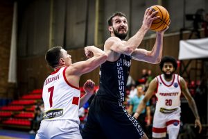 LUDA PARTIJA SRBINA U LIGI ŠAMPIONA: Birčević umalo imao tripl-dabl, MVP u pobedi Kluža! (FOTO) (VIDEO)