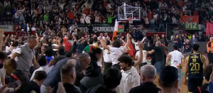 LUDNICA KAKVA SE NE PAMTI: ‘Šta se ovo deševa u Izmiru?’ (VIDEO)